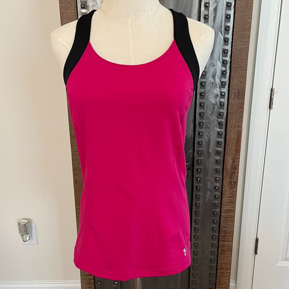 Under Armour Power Pink HeatGear Fitted Tank - Size M
